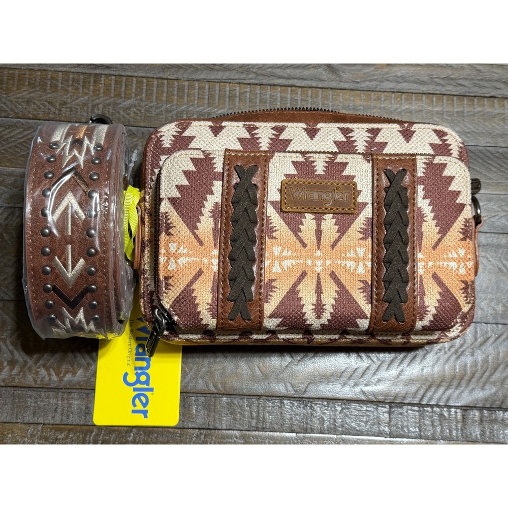 Wrangler Crossbody Bag Womens OS Light Coffee NWT Aztec Studded WG2207-3003LCF